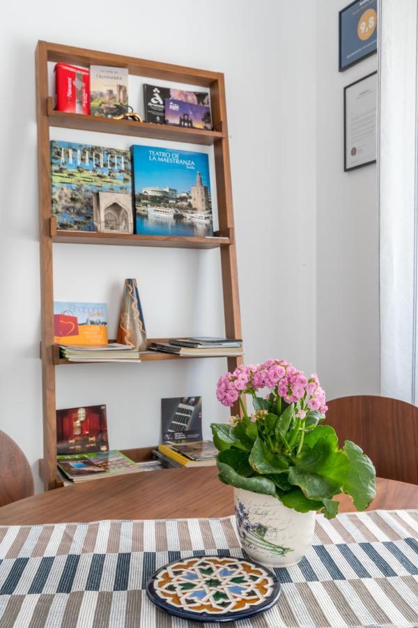 Anna - Triana Apartment Севиля Екстериор снимка