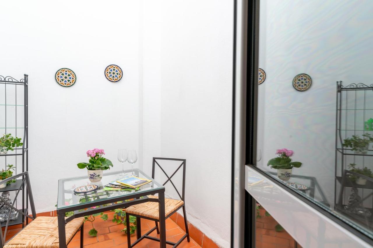 Anna - Triana Apartment Севиля Екстериор снимка